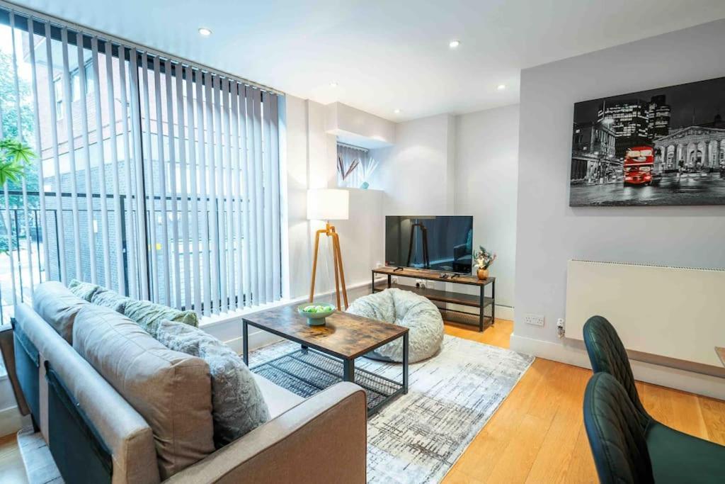 Vilă Sweet 3brs House Close To Oxford & Soho *