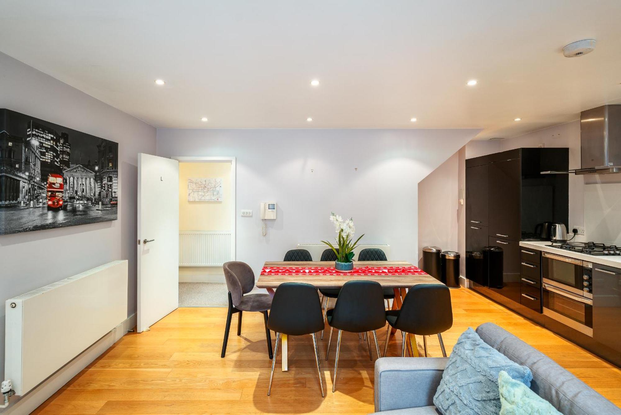 Sweet 3brs House Close To Oxford & Soho Vilă
